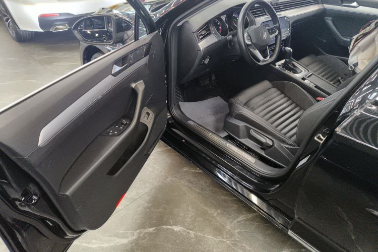 大众 迈腾 2020款 280TSI DSG 舒适型中控内饰7003