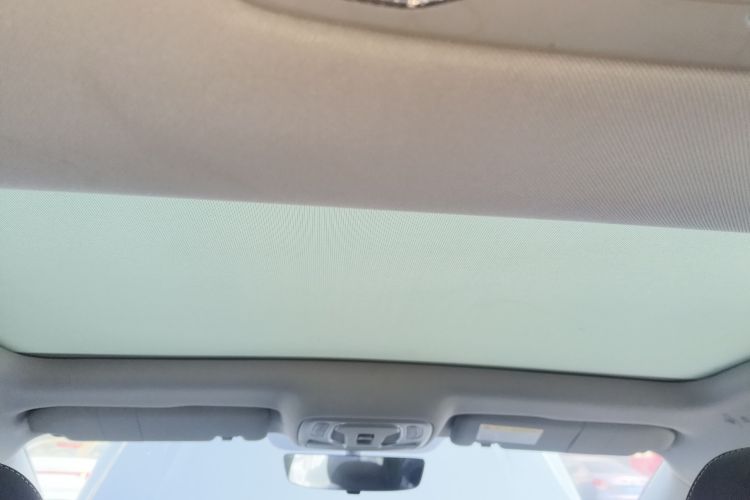 荣威i6 MAX新能源 2023款 EV 420天幕特别版中控内饰22