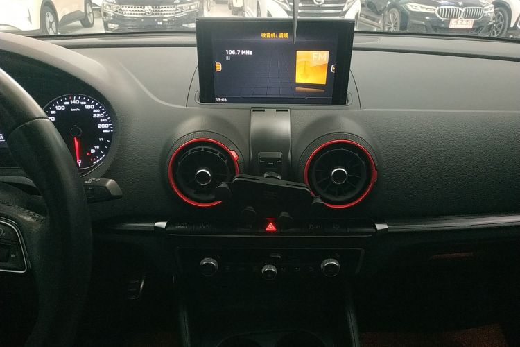 奥迪A3 2020款  Limousine 35 TFSI 运动型 国VI中控内饰16