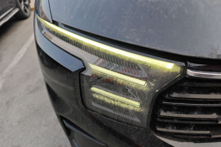 福特 2023款 锐界L 2.0T EcoBoost E混动两驱七座豪华型车身外观8