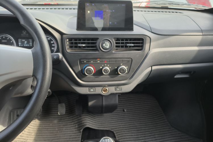 成功汽车 斑马 2022款 1.5L舒适型双排栏板 DAM15KR中控内饰16