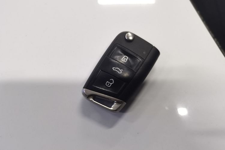 大众 高尔夫GTI 2016款 2.0TSI GTI中控内饰11