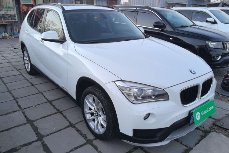 宝马X1 2014款 sDrive18i 领先型车身外观6002