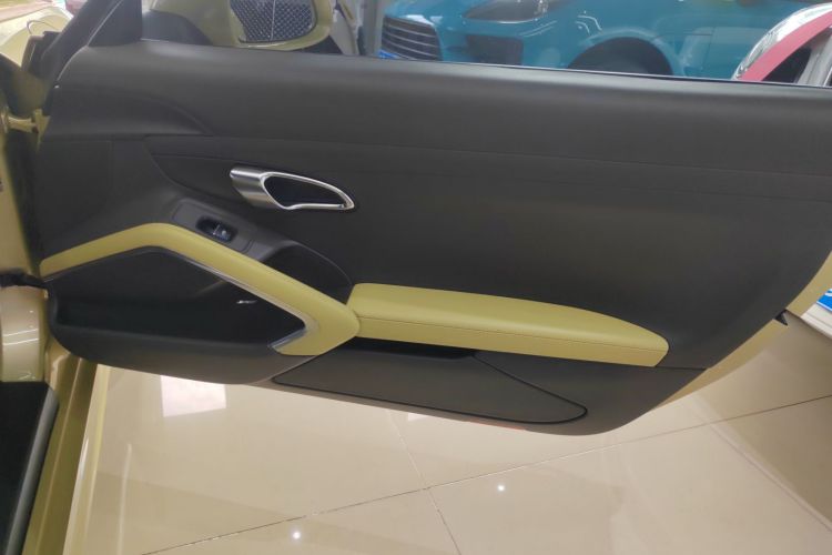 保时捷 2013款 Cayman 2.7L中控内饰45