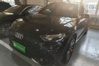 奥迪Q5L 2023款 40T 豪华动感型