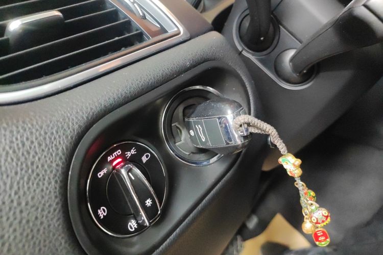 保时捷 2017款  Macan 2.0T中控内饰7001