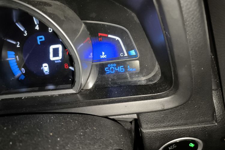 纳智捷 优6 SUV 2014款 1.8T 智尊型中控内饰15