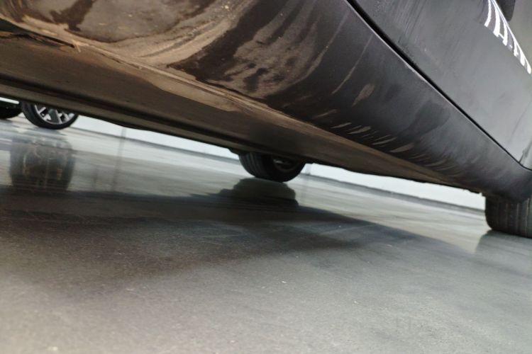 特斯拉 Model Y 2021款 标准续航后驱版局部细节9002