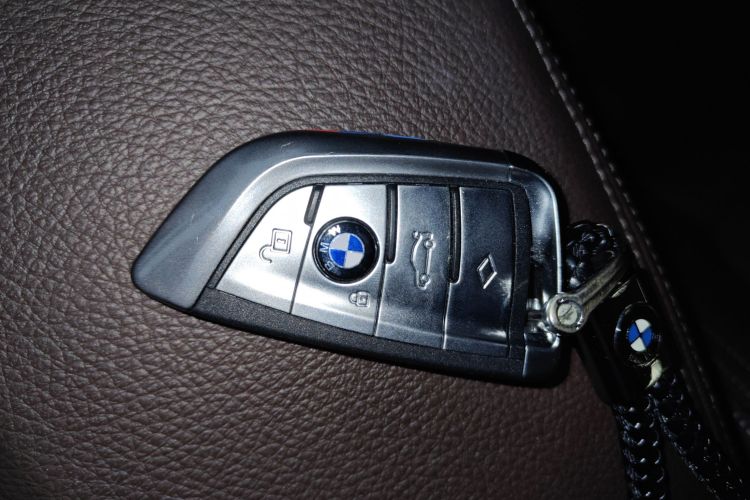 宝马X1 2019款 sDrive18Li 尊享型中控内饰11