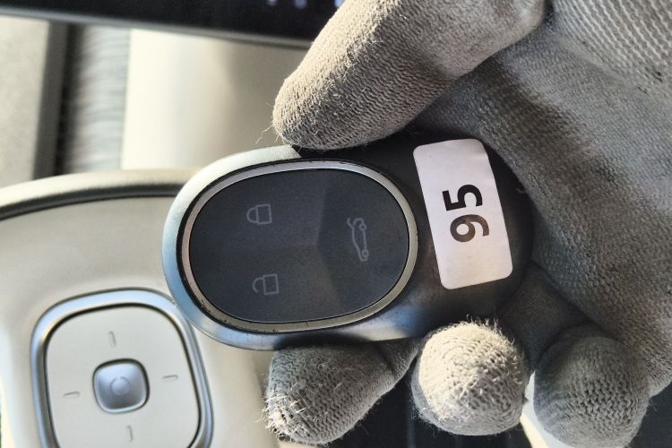 蔚来ET7 2022款 100kWh 首发版中控内饰11