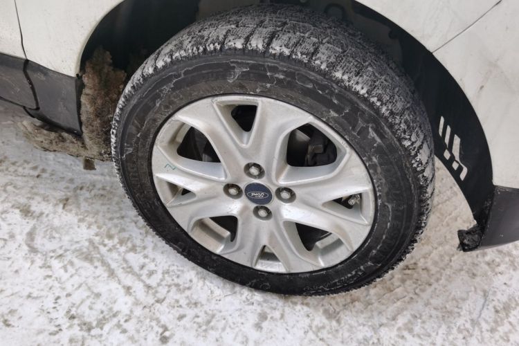 福特 翼搏 2013款 1.5L 自动风尚型车身外观10