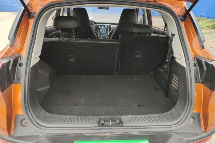 猎豹汽车 猎豹CS9 2017款 1.5L CVT风尚型机舱底盘23