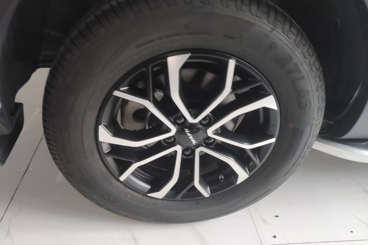 哈弗H6 2023款 国潮版 1.5T 自动都市版车身外观6008