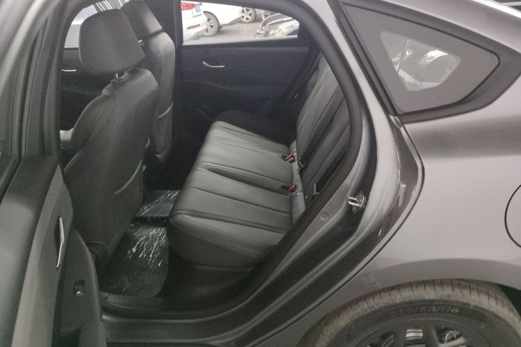 比亚迪 秦PLUS 2025款 DM-i 智驾版 128KM进取型中控内饰21