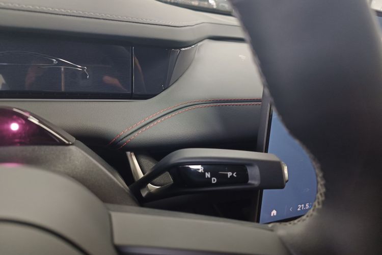 小米汽车 小米SU7 2024款 后驱超长续航高阶智驾Pro版中控内饰18