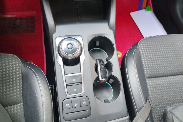 福特 福克斯 2020款 三厢 EcoBoost 180 自动锋潮型中控内饰18