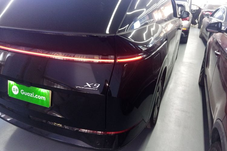 小鹏X9 2024款 640四驱高性能Max车身外观6006