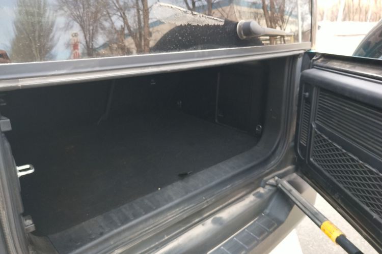 北京越野BJ40增程 2025款 进阶版机舱底盘23