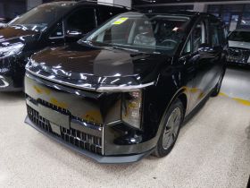 上汽大通MAXUS 大家7 2024款 改款 超混 长续航版 悦享版