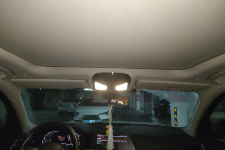 宝马3系 2020款 改款 325Li M运动套装中控内饰22