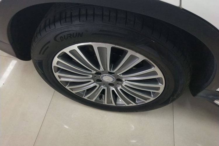 奔驰GLC 2016款 GLC 260 4MATIC 动感型车身外观6008