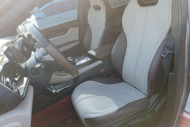 比亚迪 秦PLUS 2024款 荣耀版 DM-i 55KM领先型中控内饰19