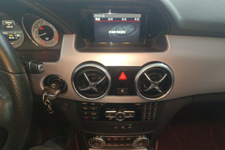 奔驰GLK级 2014款 GLK 200 标准型中控内饰16