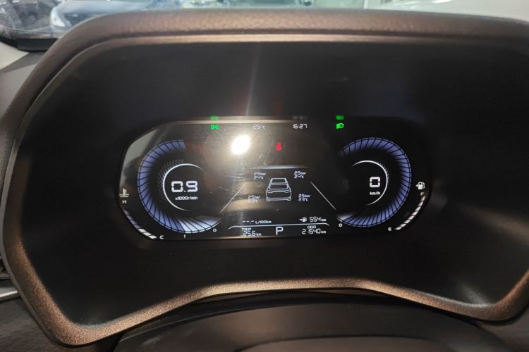 吉利汽车 帝豪 2025款 第4代 1.5L CVT尊贵型局部细节14