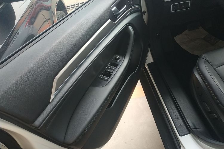 哈弗H6 2021款 运动版 1.5T 自动精英智联型 六边形格栅中控内饰47