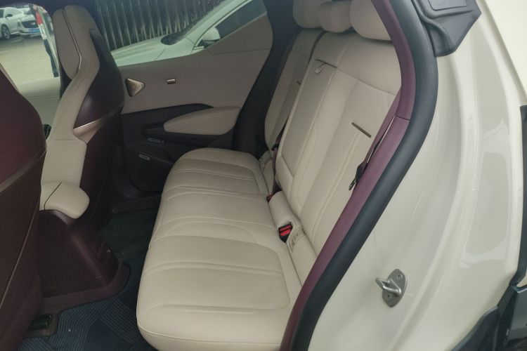 极氪X 2025款 五座长续航版中控内饰7004