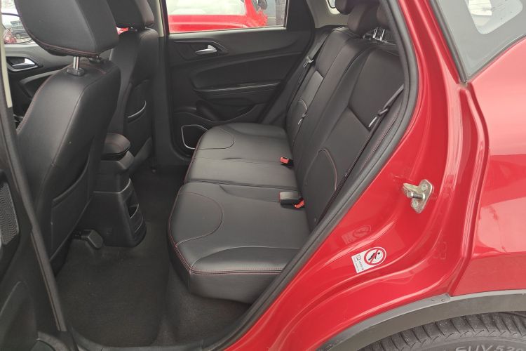 中华V3 2016款 1.5L 手动舒适型中控内饰7004