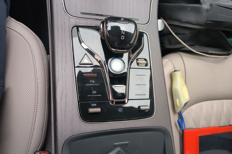 比亚迪 汉 2025款 EV 701KM激光雷达智驾型中控内饰18