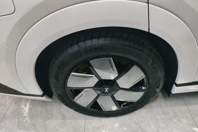 小鹏X9 2024款 702超长续航Max车身外观6008