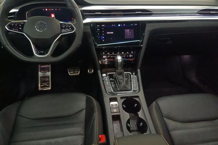 一汽-大众CC 2024款 380TSI 夺目版中控内饰7002