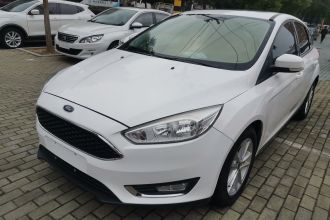 福特 福克斯 2017款 两厢 1.6L 自动风尚型智行版