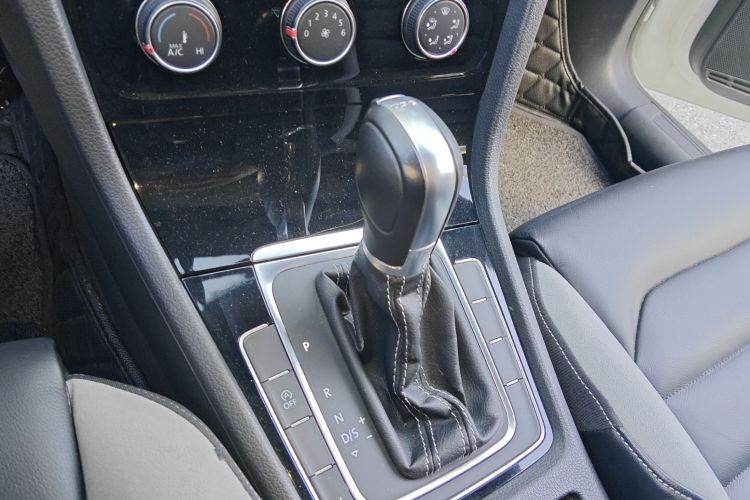 大众 高尔夫 2016款 1.4TSI 自动R-Line中控内饰18