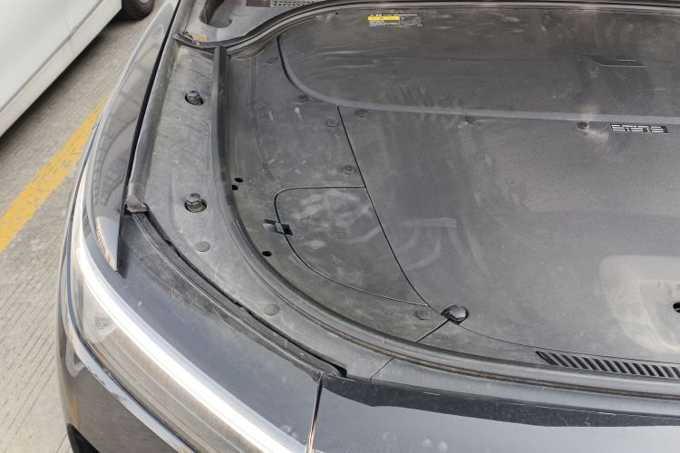 理想汽车 理想ONE 2021款 增程6座版局部细节9006