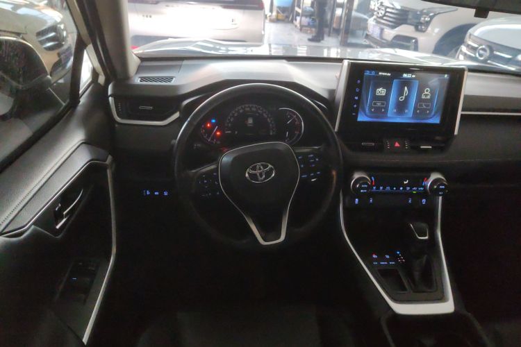 丰田 RAV4荣放 2020款 2.0L CVT两驱风尚PLUS版中控内饰13