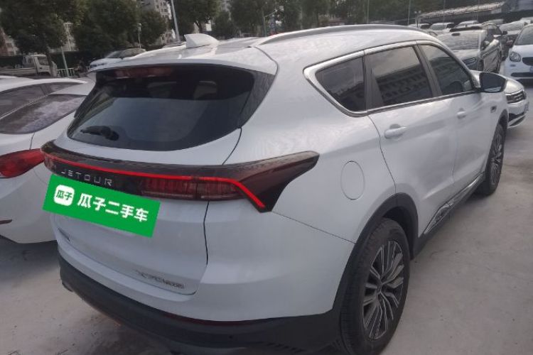 捷途X70 PLUS 2024款 1.6T DCT超享版 5座车身外观6005