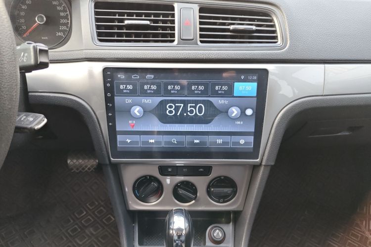 大众 朗逸 2017款 1.6L 自动舒适版中控内饰16