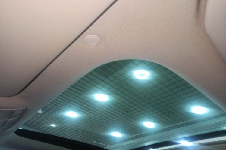 奔驰C级 2021款 C 200 L 时尚型运动版局部细节22