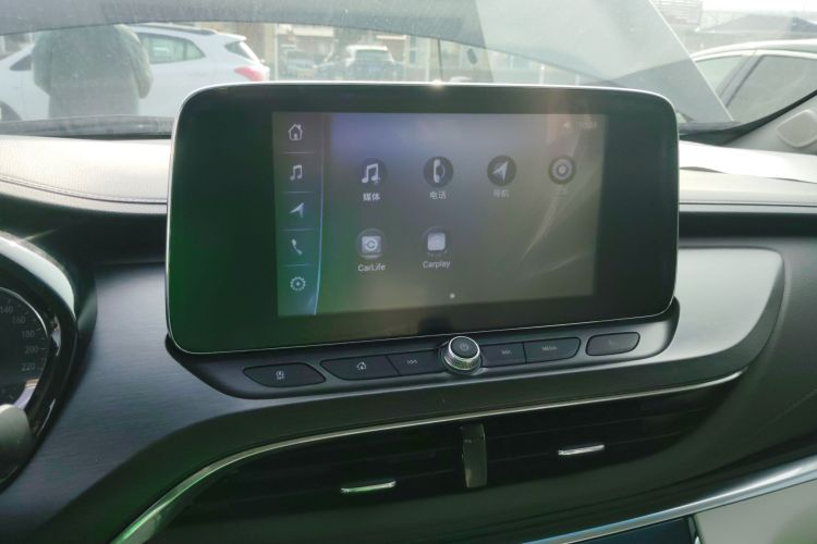 别克GL8 2021款 陆上公务舱 652T 舒适型中控内饰16