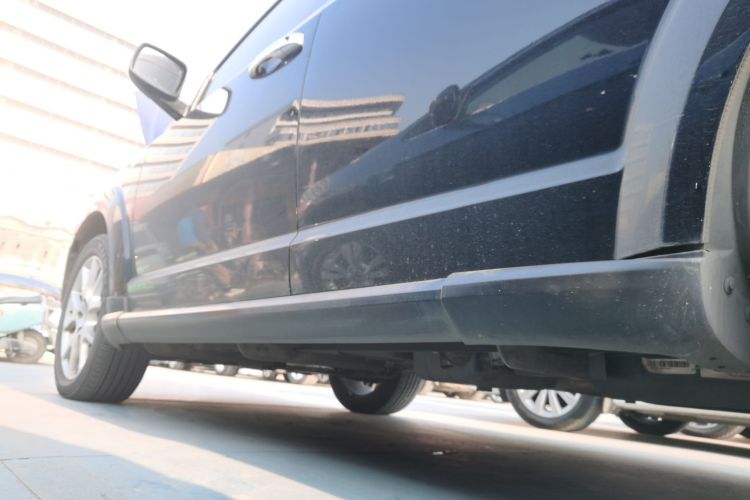 道奇 酷威 2015款 2.0TD 四驱尊尚版局部细节9002