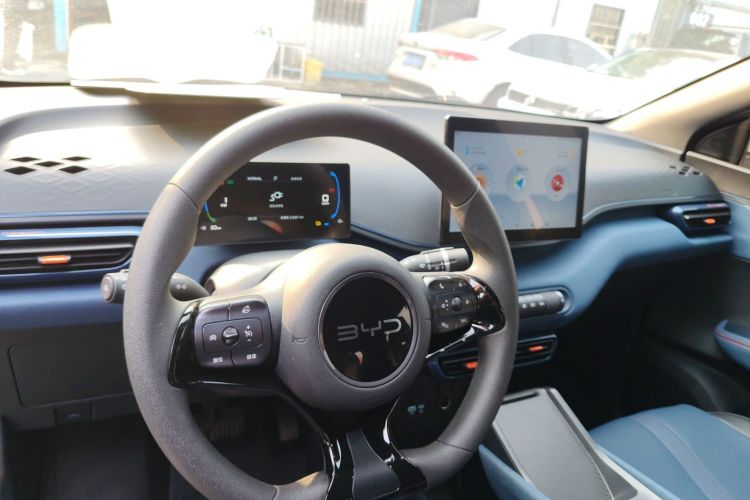 比亚迪 海鸥 2025款 305km 活力版中控内饰13