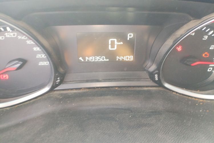 标致308S 2015款 1.2T 自动劲驰版中控内饰15