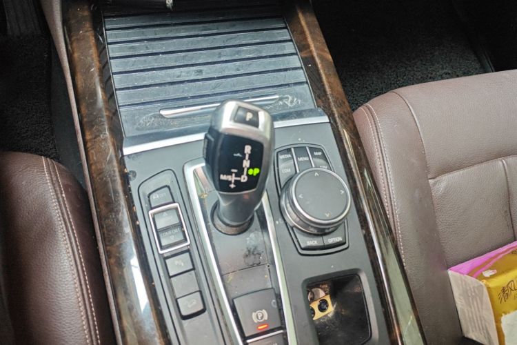 宝马X5(进口) 2017款 xDrive35i 典雅型中控内饰18
