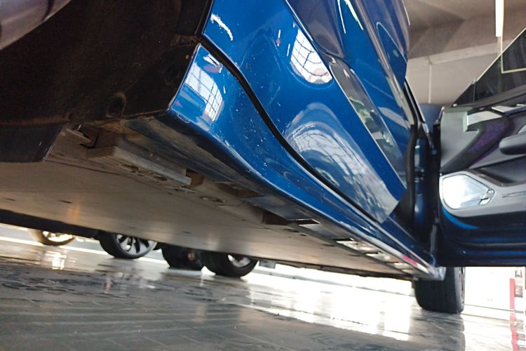 极氪001 2023款 ME版 100kWh局部细节9001