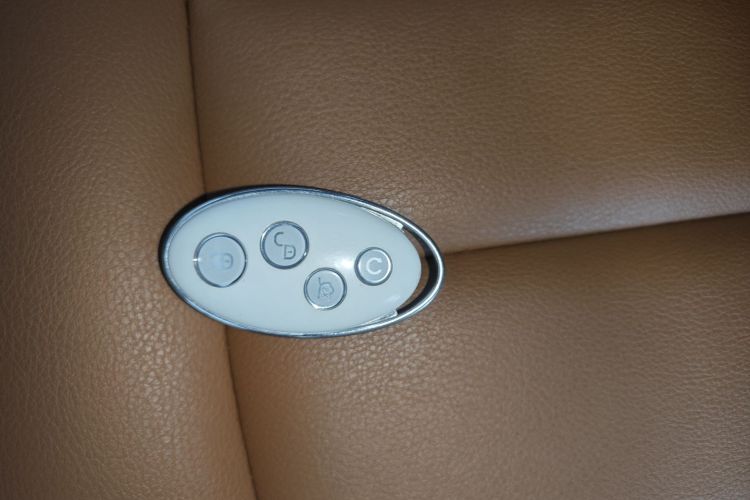 比亚迪 宋MAX 2018款 1.5T 自动智联豪华型 6座中控内饰11