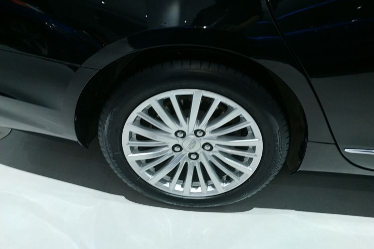 凯迪拉克CT6 2022款 28T 豪华型车身外观6008