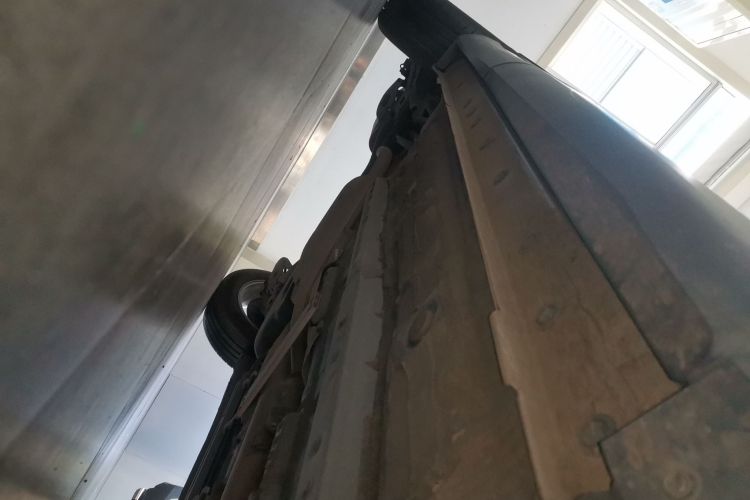 丰田 卡罗拉锐放 2022款 2.0L 豪华版局部细节9001